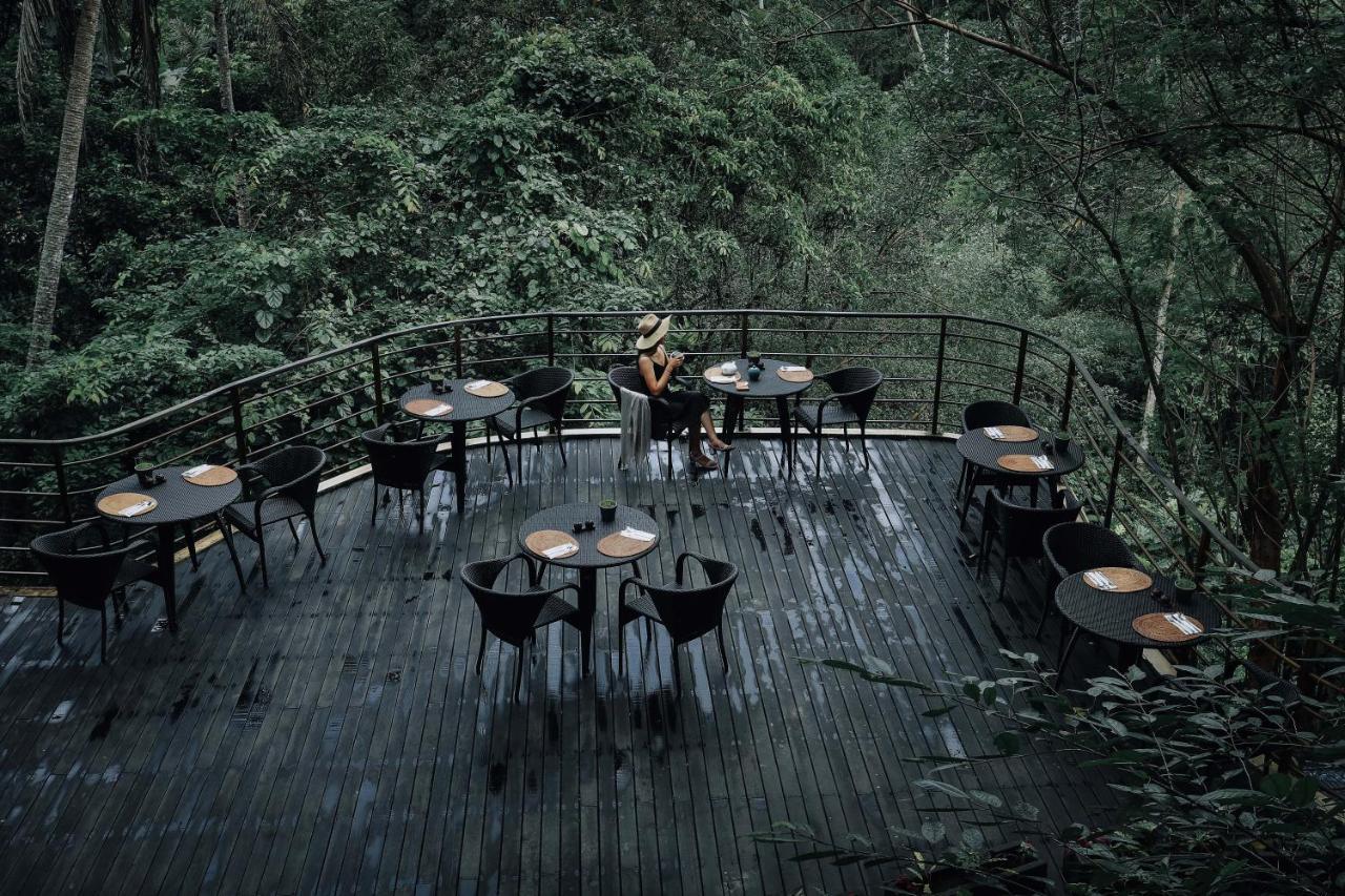 The Sebali Resort Ubud  Bagian luar foto The restaurant at the top of the Skywalk