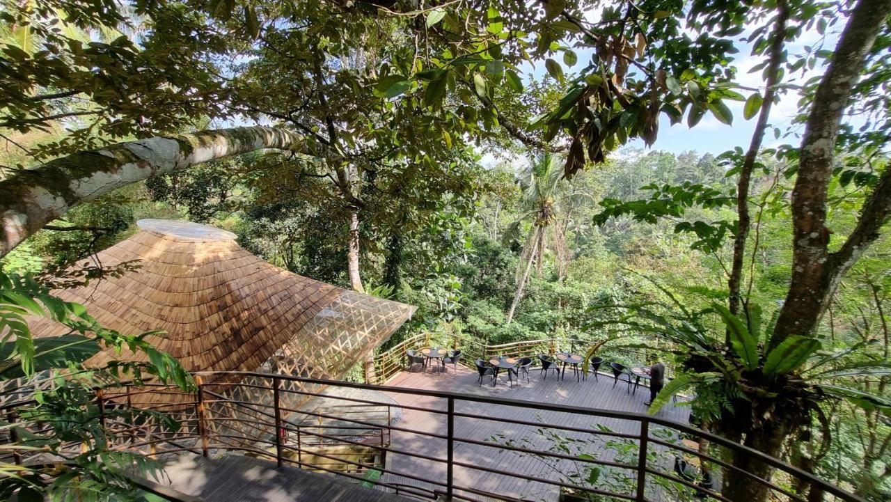 The Sebali Resort Ubud  Bagian luar foto The view of the restaurant